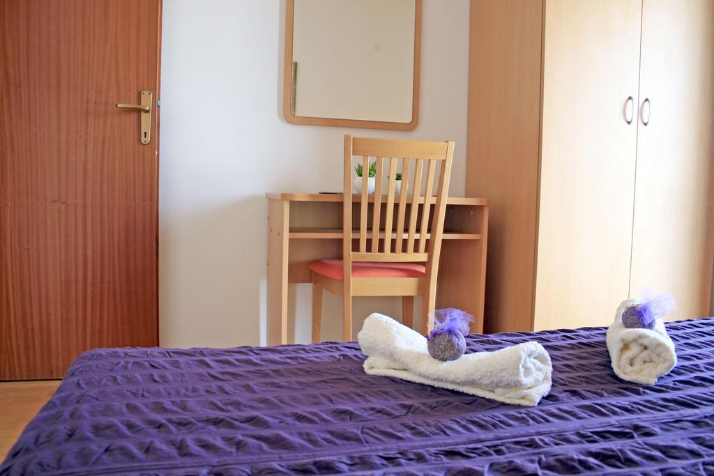Apartments Villa Zvonimir Slatine Room photo